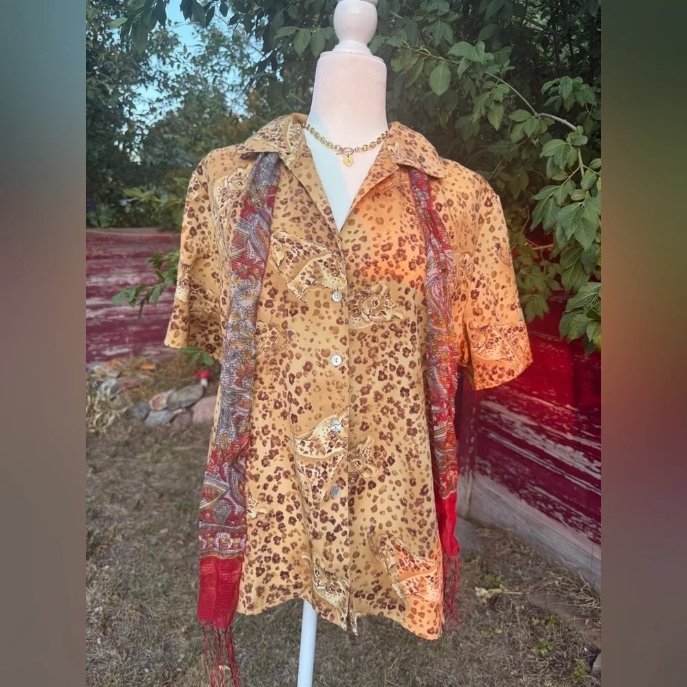 EUC- Vintage Impressions Leopard Print Blouse-Size L - Picture 4 of 7